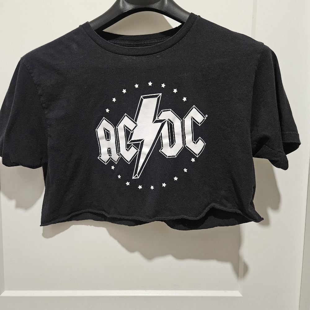 Crop ACDC top